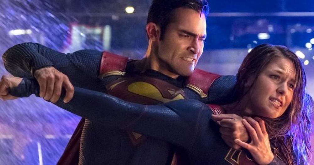 Superman está de volta em Supergirl