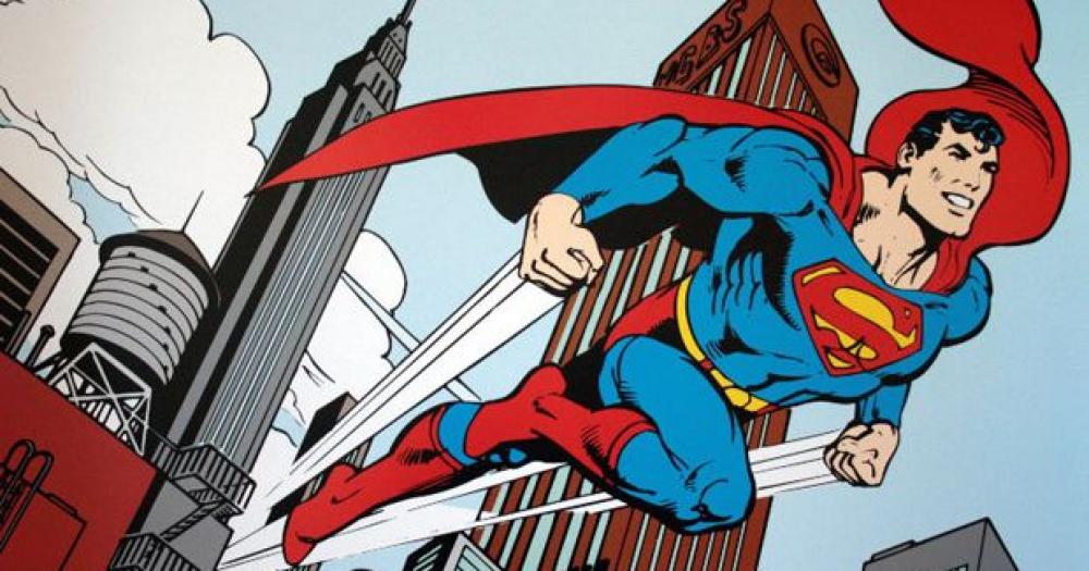 Henry Cavill comemora os 79 anos do Superman