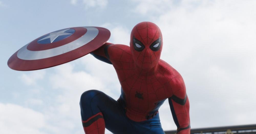 Tom Holland comenta o desejo de estar novamente com os Vingadores