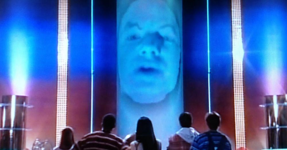 807-power-rangers-primeiro-vislumbre-do-zordon-de-bryan-cranston-tb